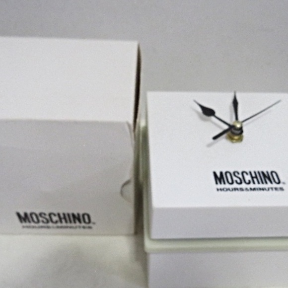 90s Moschino Hours & Minutes Watch and Desk Clock - “I Love 70” - Picture 5 of 5